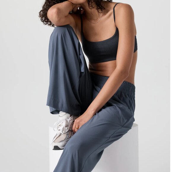 Vuori Pants - Vuori Women's Wide Leg Pants - Dark Gray